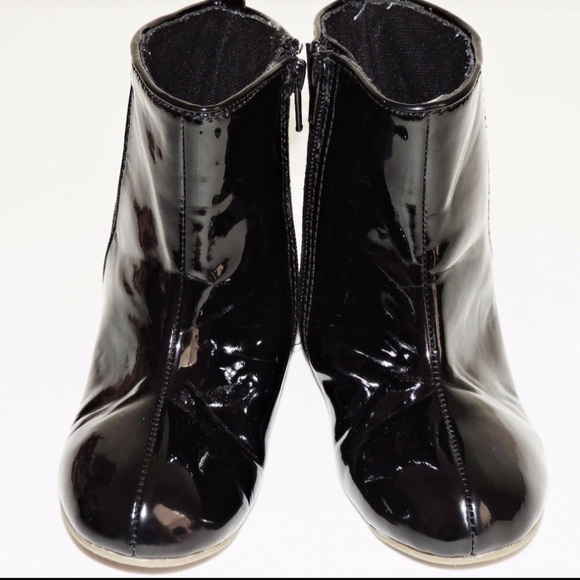 GAP True Black Boots V2 Modern Bow Zip Slip On 10 - Picture 2 of 6